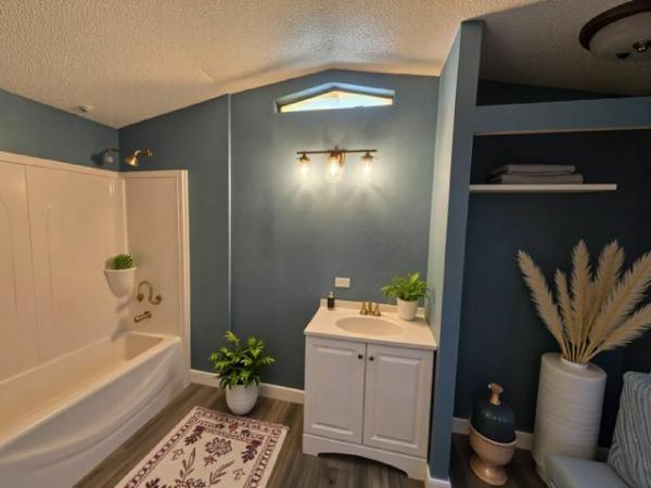 1986 Fiesta Manufactured Home