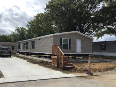 Mobile Home at 42 East Woodside Holland, OH 43528