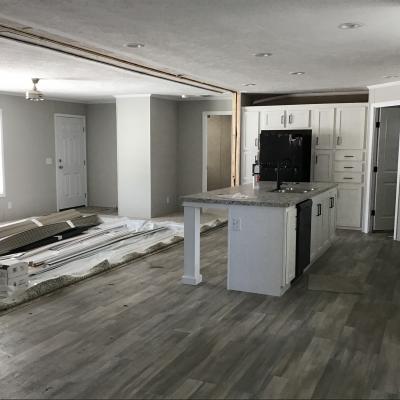 Photo 3 of 6 of home located at 42 East Woodside Holland, OH 43528