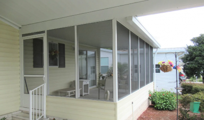 Photo 3 of 4 of home located at 4008 Ranger Pkwy Zephyrhills, FL 33541