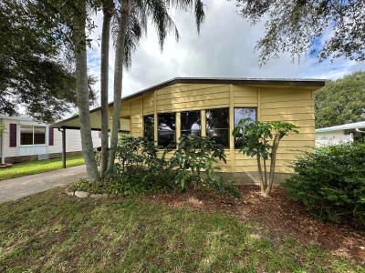 Photo 3 of 21 of home located at 3617 West Derry Drive Sebastian, FL 32958