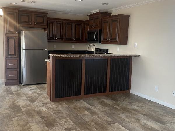 2019 Skyline 2711C Mobile Home