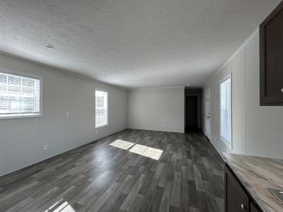 Photo 3 of 14 of home located at 29 South Hill Drive #29 Linden, MI 48451