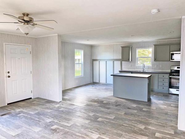 2025 Skyline Lake Manor   Home