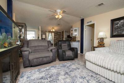 Photo 4 of 29 of home located at 39604 Keiths Cir Zephyrhills, FL 33542