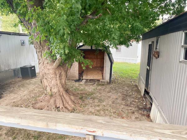 1980 Mobile Home