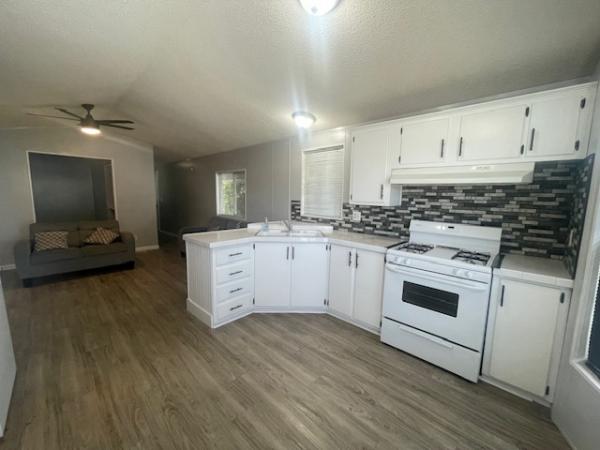 1998 Fleetwood Mobile Home