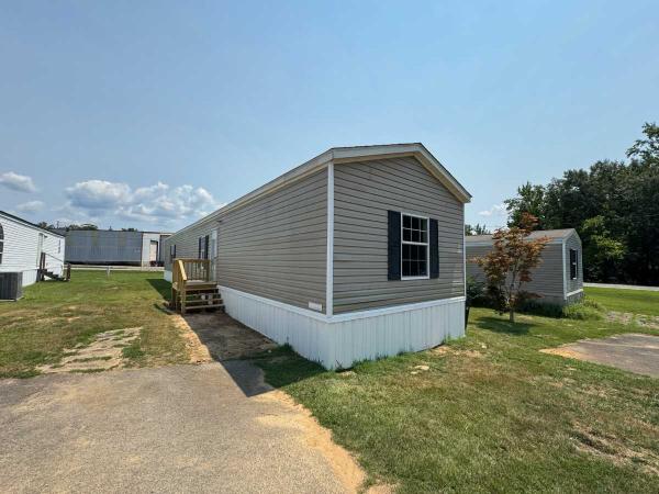 2013 SNRG Mobile Home For Rent