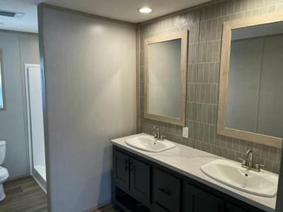 Photo 5 of 9 of home located at 10201 W Beaver St #394 Jacksonville, FL 32220