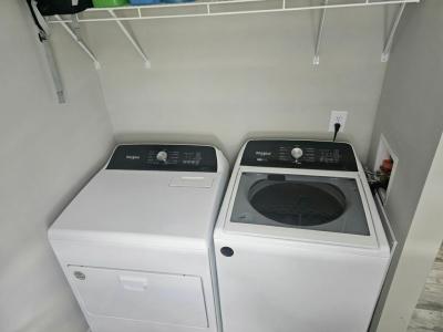 Photo 2 of 12 of home located at 6539 Townsend Rd, #249 Jacksonville, FL 32244