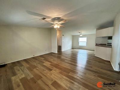 Photo 5 of 54 of home located at 3151 NW 44th Avenue Lot 215 Ocala, FL 34472