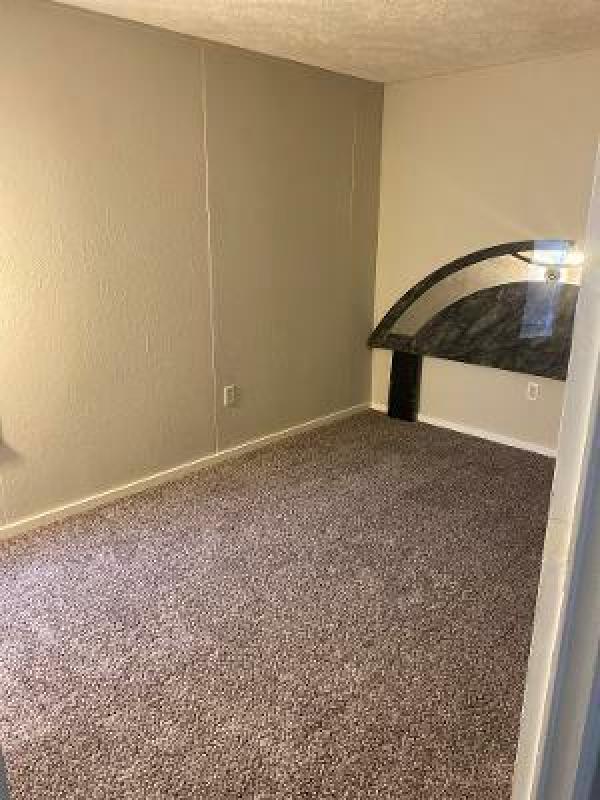 1992 Fleetwood Chadwick Manufactured Home