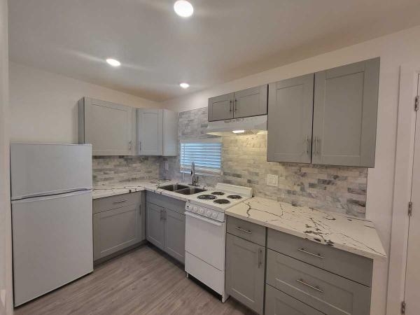2020 Apartment Mobile Home For Rent