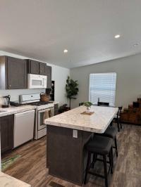 2023 Fleetwood 220CL24443D Mobile Home