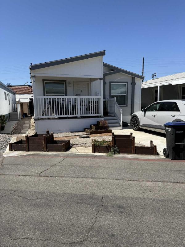 2023 Fleetwood 220CL24443D Mobile Home