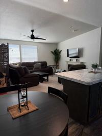 2023 Fleetwood 220CL24443D Mobile Home
