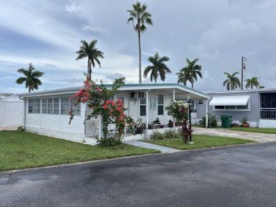 Photo 3 of 29 of home located at 3308 Broadway St Hollywood, FL 33021