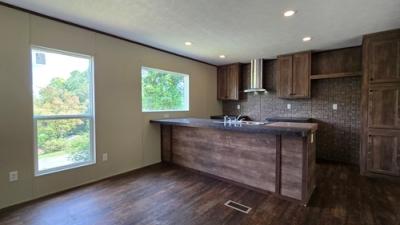 Photo 4 of 14 of home located at 382 Leona Wyatt Rd Corbin, KY 40701