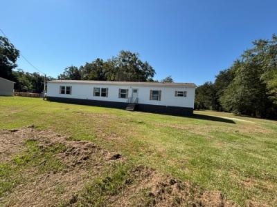 Mobile Home at 22146 Poplar St Florala, AL 36442