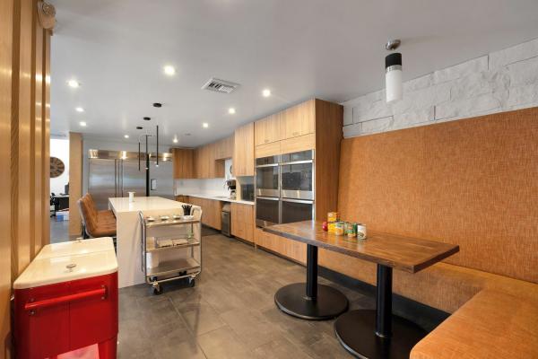 1977 United Manufactured Home