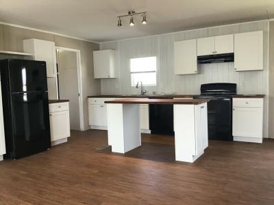 Photo 2 of 7 of home located at 141 Alhambra Dr. San Marcos, TX 78666