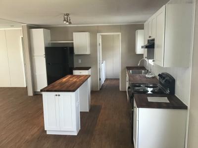 Photo 3 of 7 of home located at 141 Alhambra Dr. San Marcos, TX 78666