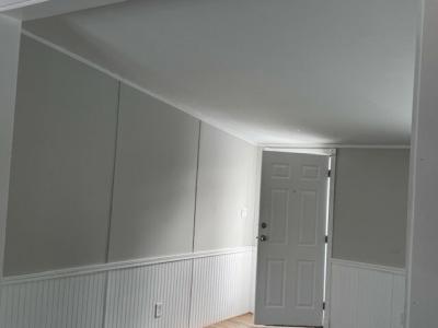 Photo 3 of 18 of home located at 4041 Grange Hall Rd #168 Holly, MI 48442