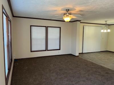 Photo 4 of 15 of home located at 289 Fawn Meadow Drive Batavia, OH 45103