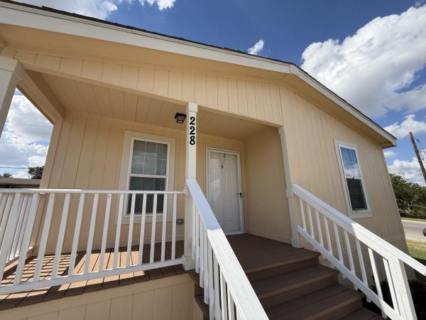 2018 Champion CH2846B Mobile Home