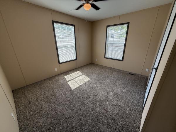 2018 Champion CH2846B Mobile Home