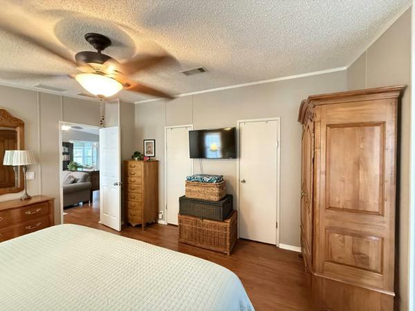 1993 Palm Harbor HS Manufactured Home