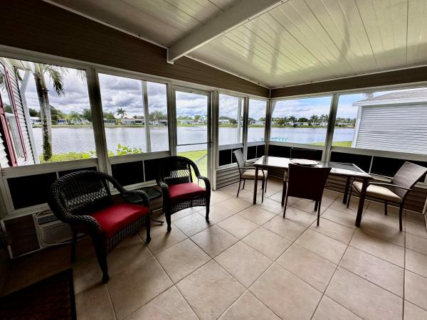 2004 Palm Harbor Mobile Home
