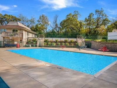 Photo 5 of 6 of home located at 7155 West 126th Street Apple Valley, MN 55124