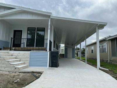 Photo 4 of 20 of home located at 112 Tahitian Drive Ellenton, FL 34222