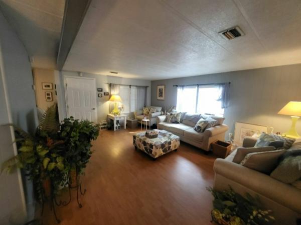 1981 HS Mobile Home For Sale