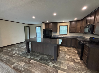 Photo 3 of 10 of home located at 6284 Princess Blvd Fenton, MI 48430
