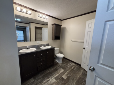Photo 5 of 10 of home located at 6284 Princess Blvd Fenton, MI 48430