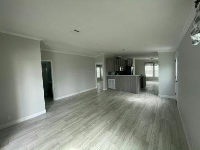 Photo 2 of 20 of home located at 990 Sand Cay Avenue Venice, FL 34285