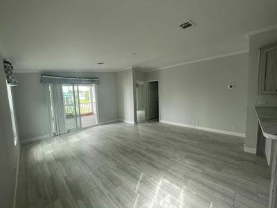 Photo 3 of 20 of home located at 990 Sand Cay Avenue Venice, FL 34285