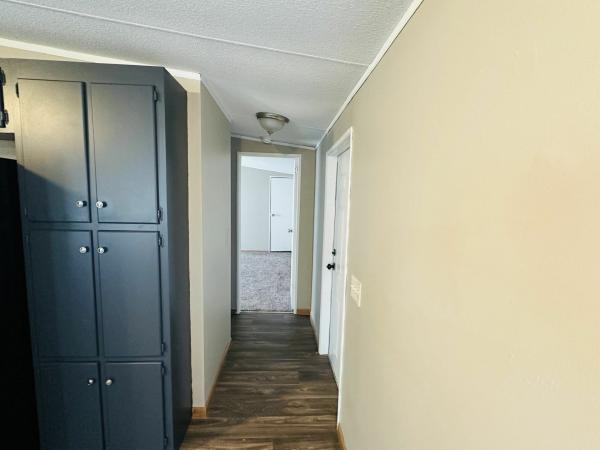 2002 Clayton Homes Inc Community Series Mobile Home