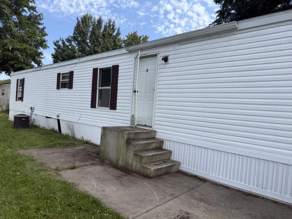 1996 Holly Park Mobile Home