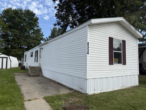 1996 Holly Park Mobile Home
