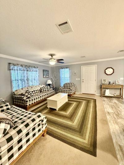 Photo 5 of 27 of home located at 14336 Cortland Drive Hudson, FL 34667