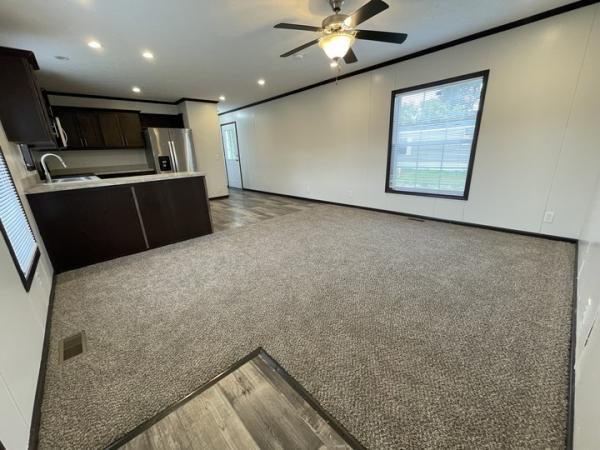 2022 Skyline - Sugar Creek Mobile Home