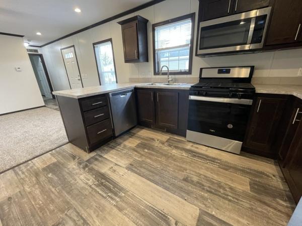 2022 Skyline - Sugar Creek Mobile Home