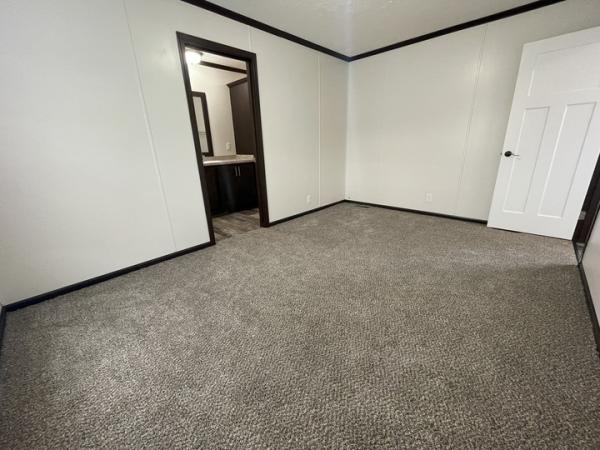 2022 Skyline - Sugar Creek Mobile Home