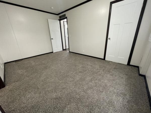 2022 Skyline - Sugar Creek Mobile Home