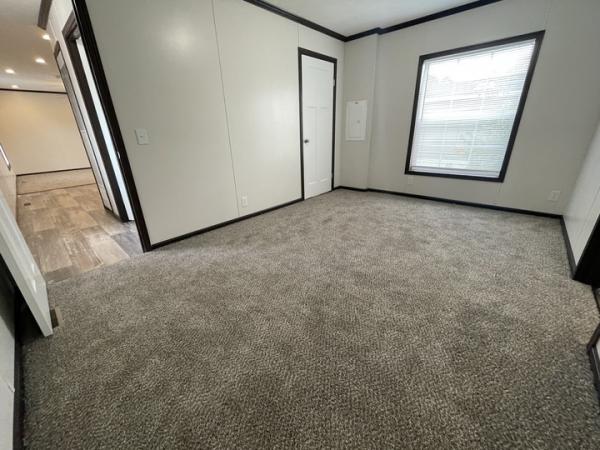 2022 Skyline - Sugar Creek Mobile Home