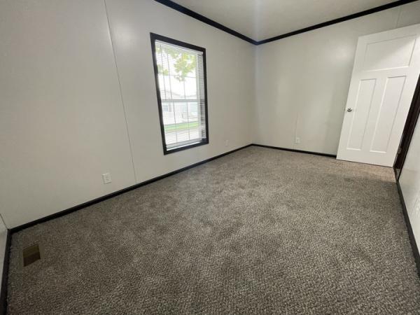 2022 Skyline - Sugar Creek Mobile Home