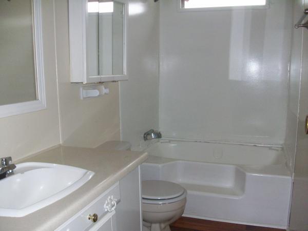 1988 Redman Brookhollow Mobile Home